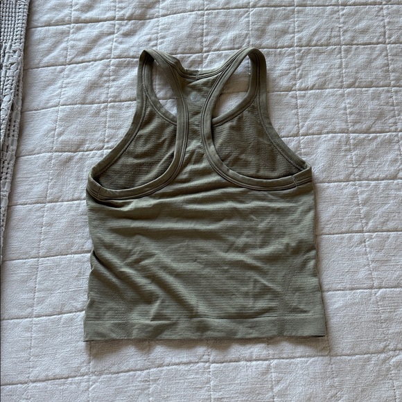 Lululemon Swiftly Tech Racerback Crop - Picture 2 of 3